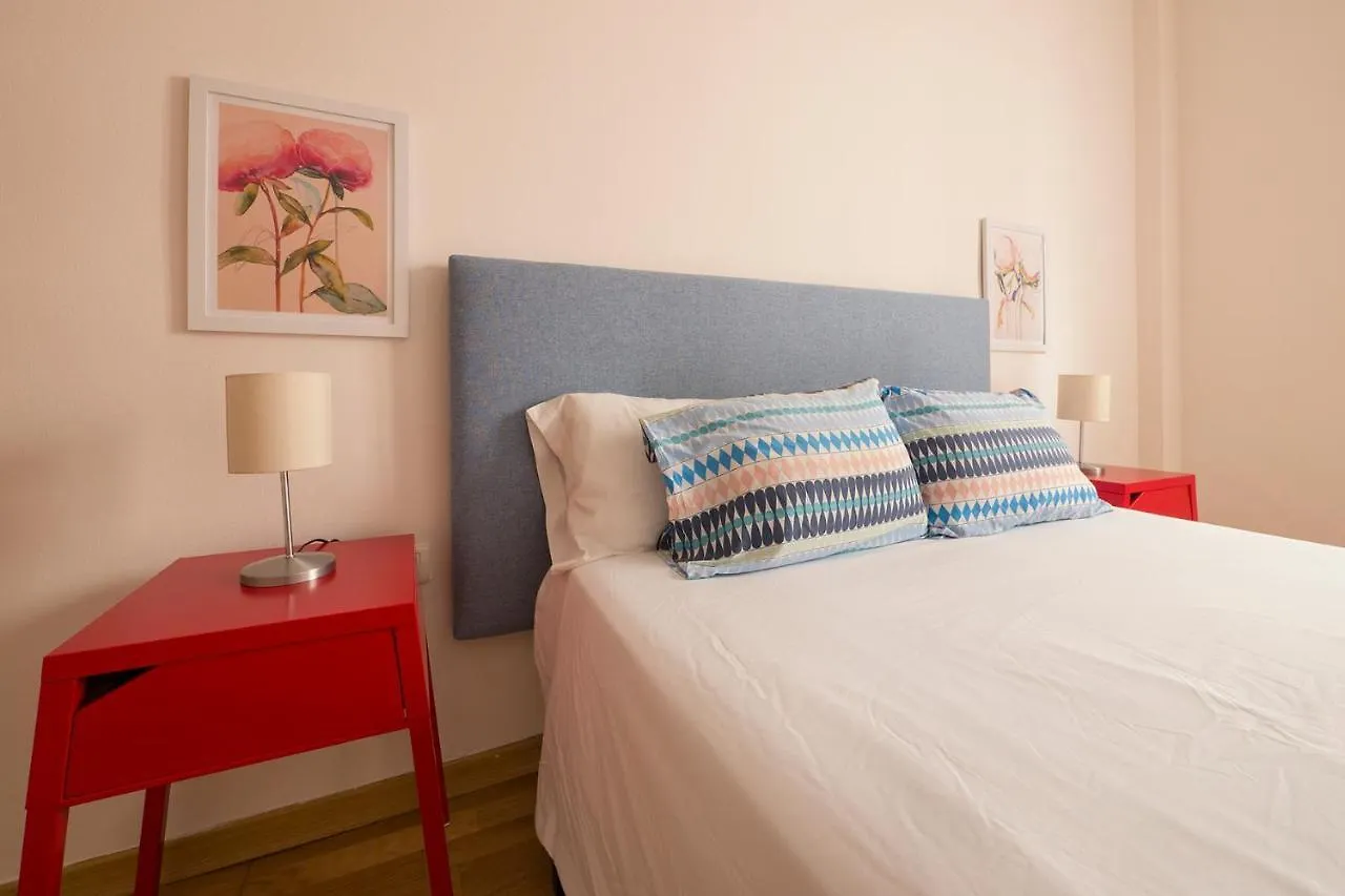 Coqueto Apartamento Duplex Con Terraza Privada Y Parking Granada