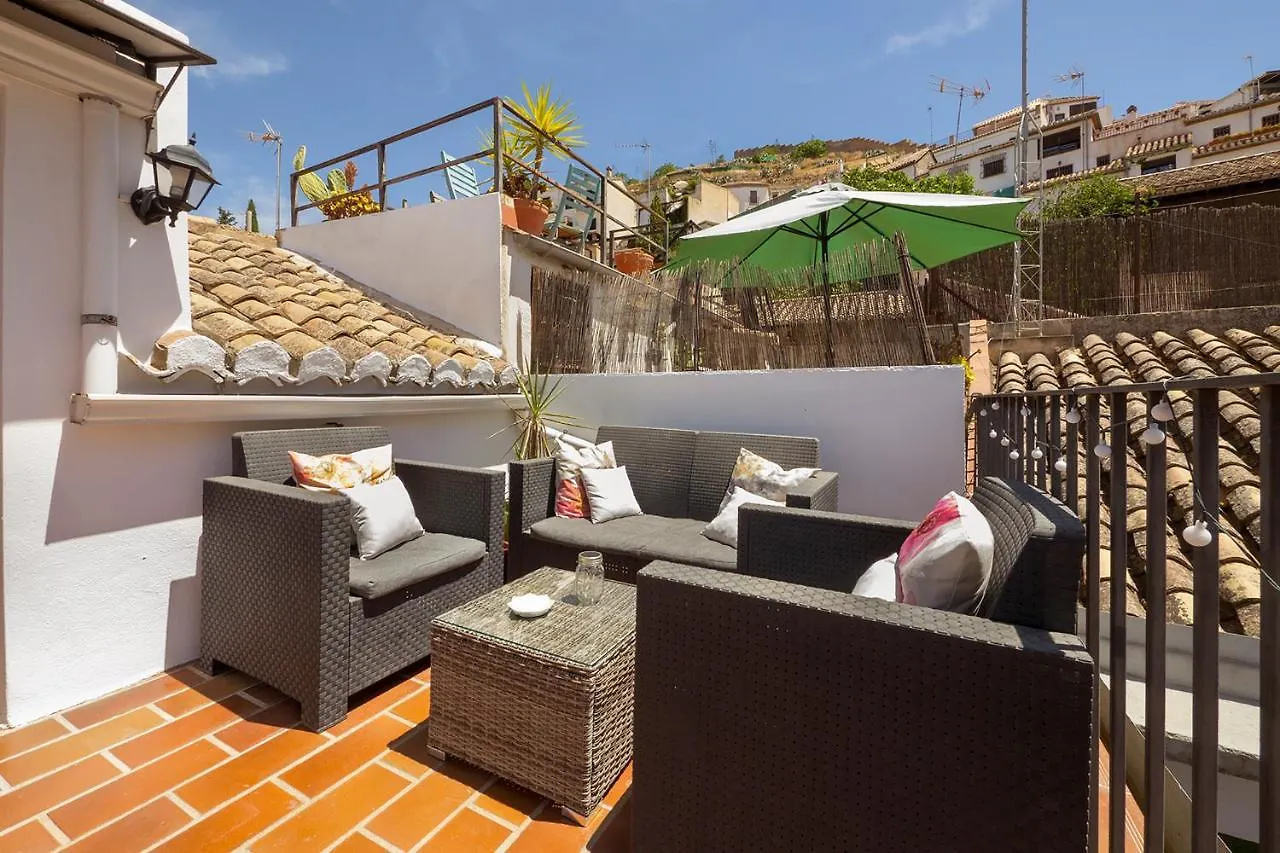 Coqueto Apartamento Duplex Con Terraza Privada Y Parking Granada Apartment