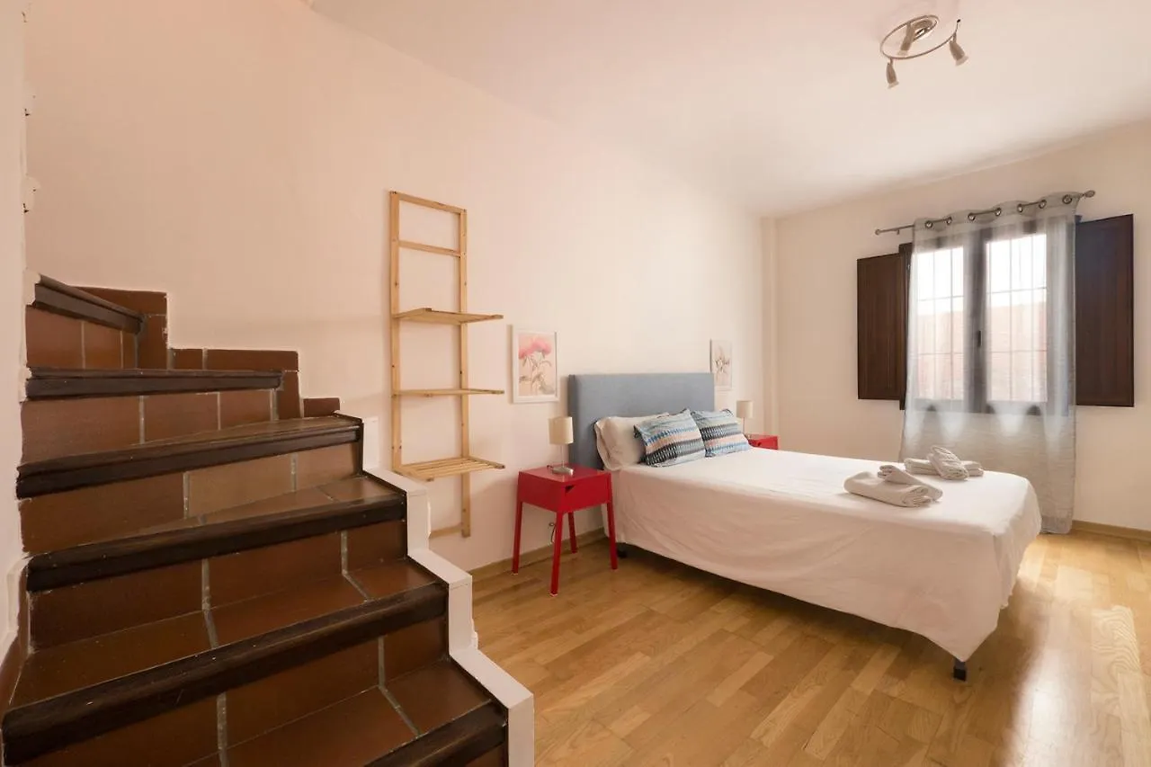 Апартаменты Coqueto Apartamento Duplex Con Terraza Privada Y Parking Гранада